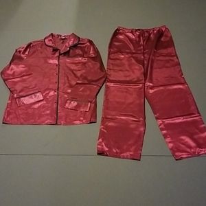 Croft and Barrow satin pajama set